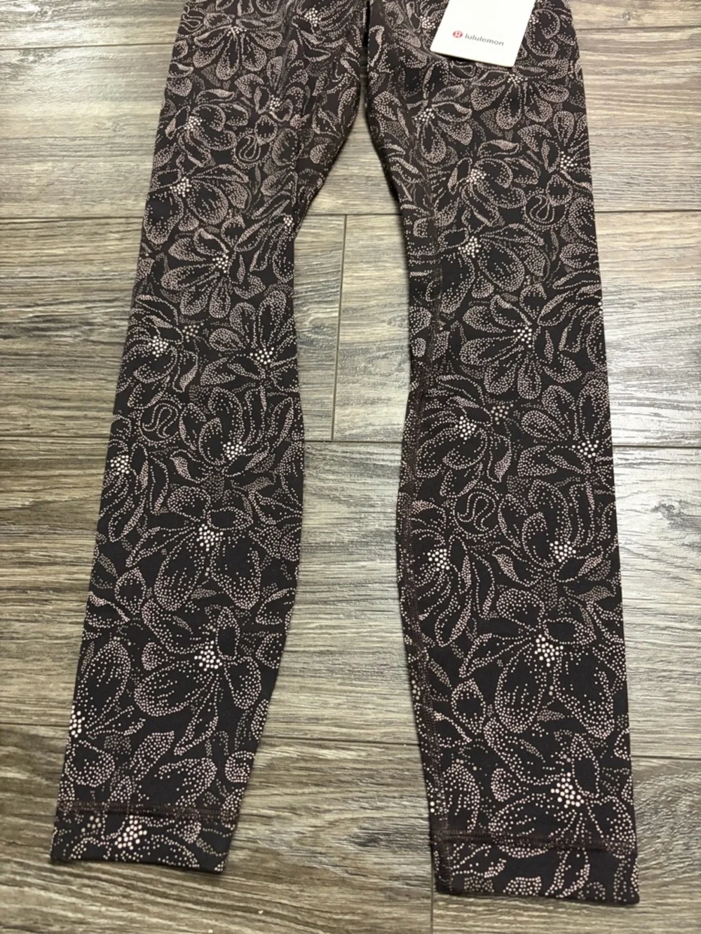 NWT Lululemon Align High-Rise Pant 25” (Dotted Magnolia Pink Multi) Size 0